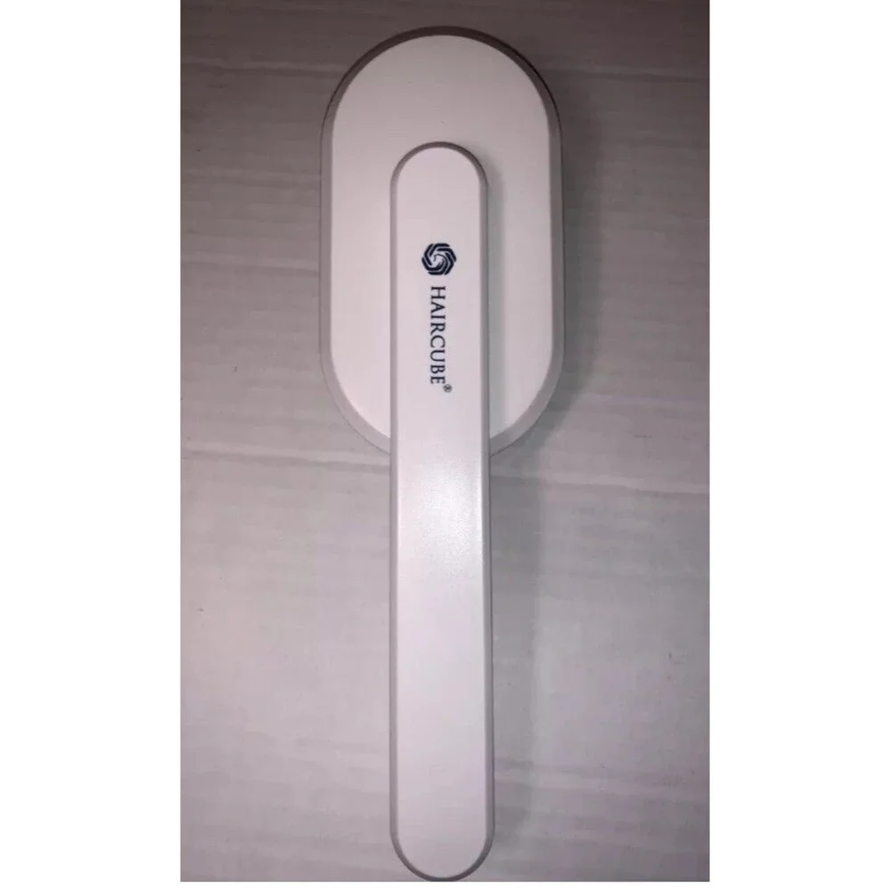Haircube Hand-Held Air Cushion Comb, White